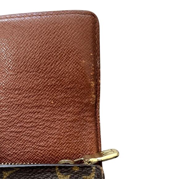 Louis Vuitton Monogram Leather Sarah Wallet - Picture 16 of 16